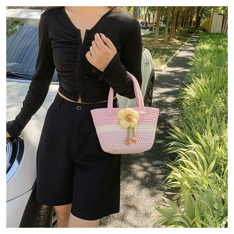 Niche Bags for Women 2025 New Summer Work Handbags Flower Woven Bags Hand-Held Shoulder Bags Versatile Women's Bags