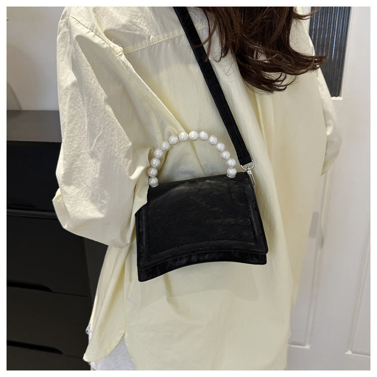 Trendy and Sophisticated Niche Handbags for Women, Popular in 2025 Summer, New Pearl Design Small Tote and Crossbody Bag