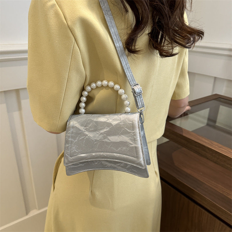 Trendy and Sophisticated Niche Handbags for Women, Popular in 2025 Summer, New Pearl Design Small Tote and Crossbody Bag