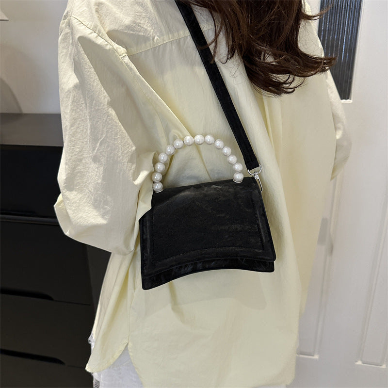 Trendy and Sophisticated Niche Handbags for Women, Popular in 2025 Summer, New Pearl Design Small Tote and Crossbody Bag